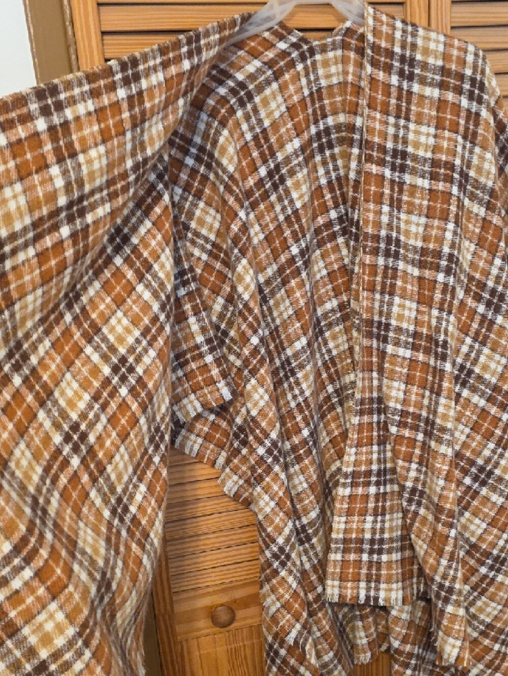 Old Navy Plaid Scarf in Brown and Cream - Picture 3 of 3